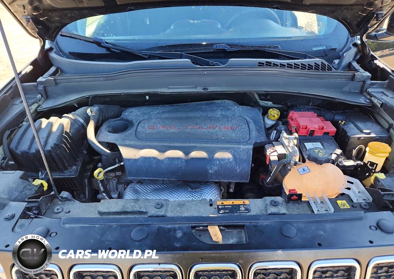 2021 Jeep Renegade Latitude VIN:ZACNJDBB3MPM35908 - 12