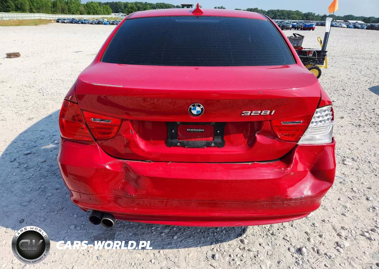 2011 BMW 328 Xi VIN:WBAPK7C5XBA464092 - 6