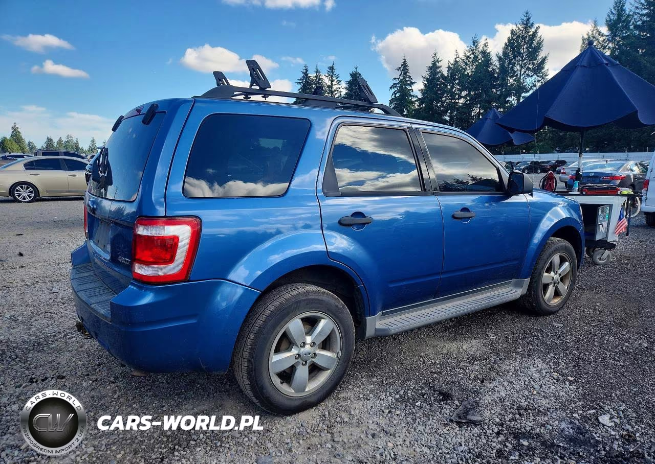 2009 Ford Escape Xlt VIN:1FMCU93G79KA64158 - 3
