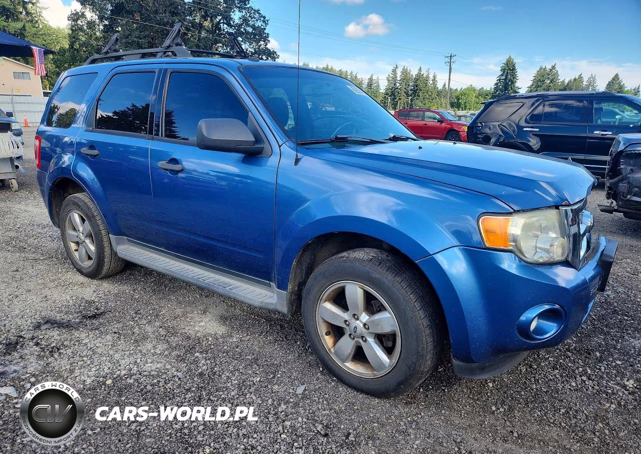 2009 Ford Escape Xlt VIN:1FMCU93G79KA64158 - 4