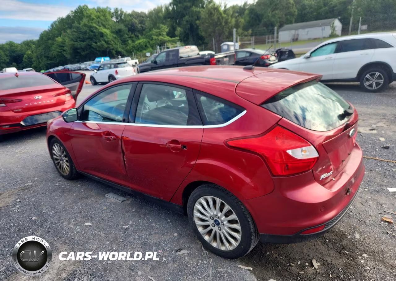 2012 Ford Focus Titanium VIN:1FAHP3N29CL308982 - 2