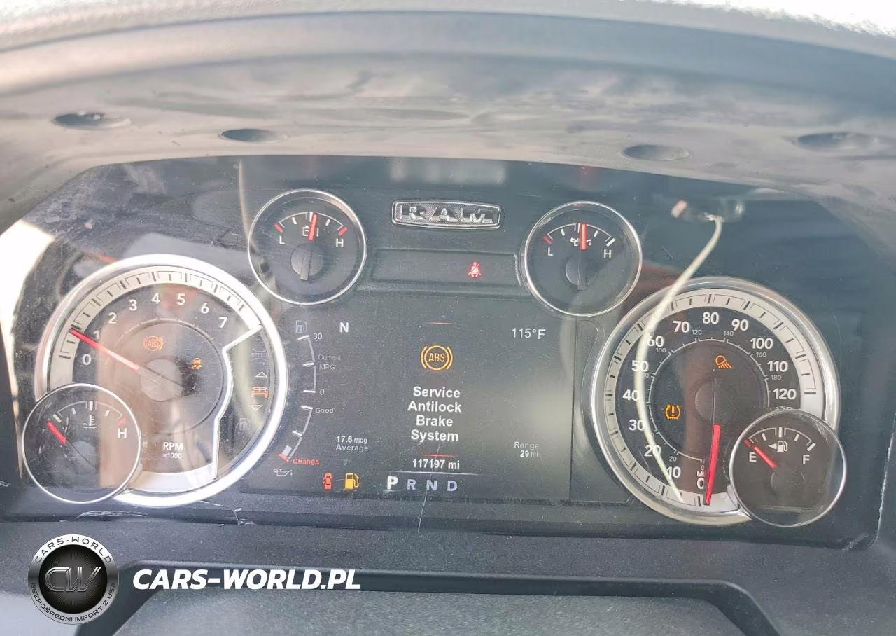 2018 Ram 1500 Slt VIN:1C6RR6GT1JS126879 - 9