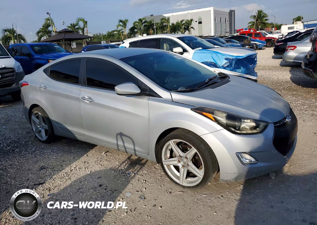 2011 Hyundai Elantra Gls VIN:5NPDH4AE0BH052231 - 4
