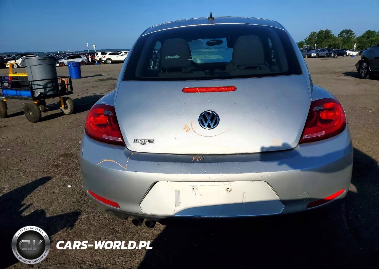 2014 Volkswagen Beetle VIN:3VWF17AT0EM644804 - 6