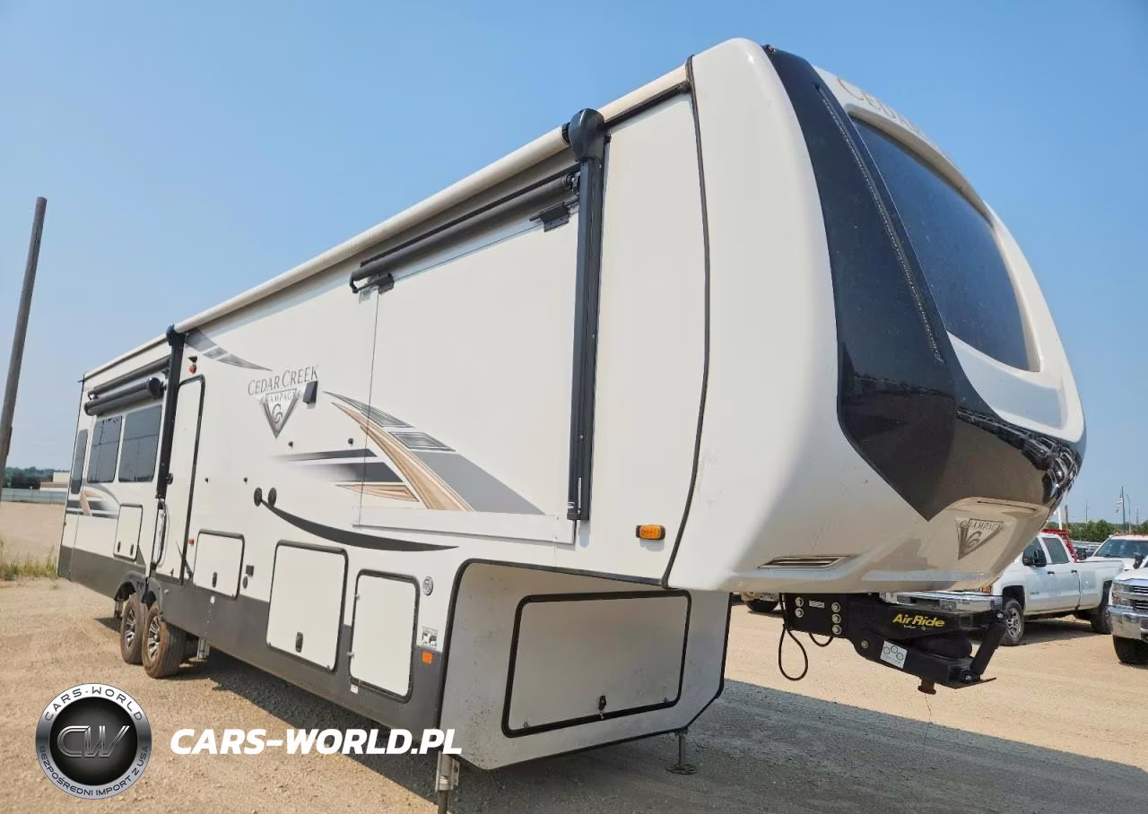 2021 Forest River Cedar Creek Camper – zdjęcie 1 z 10
