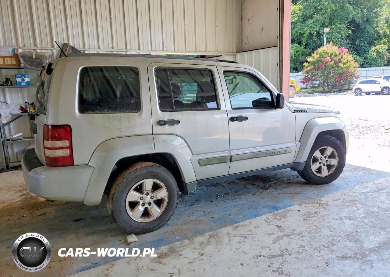 2010 Jeep Liberty Sport VIN:1J4PP2GKXAW181324 - 3