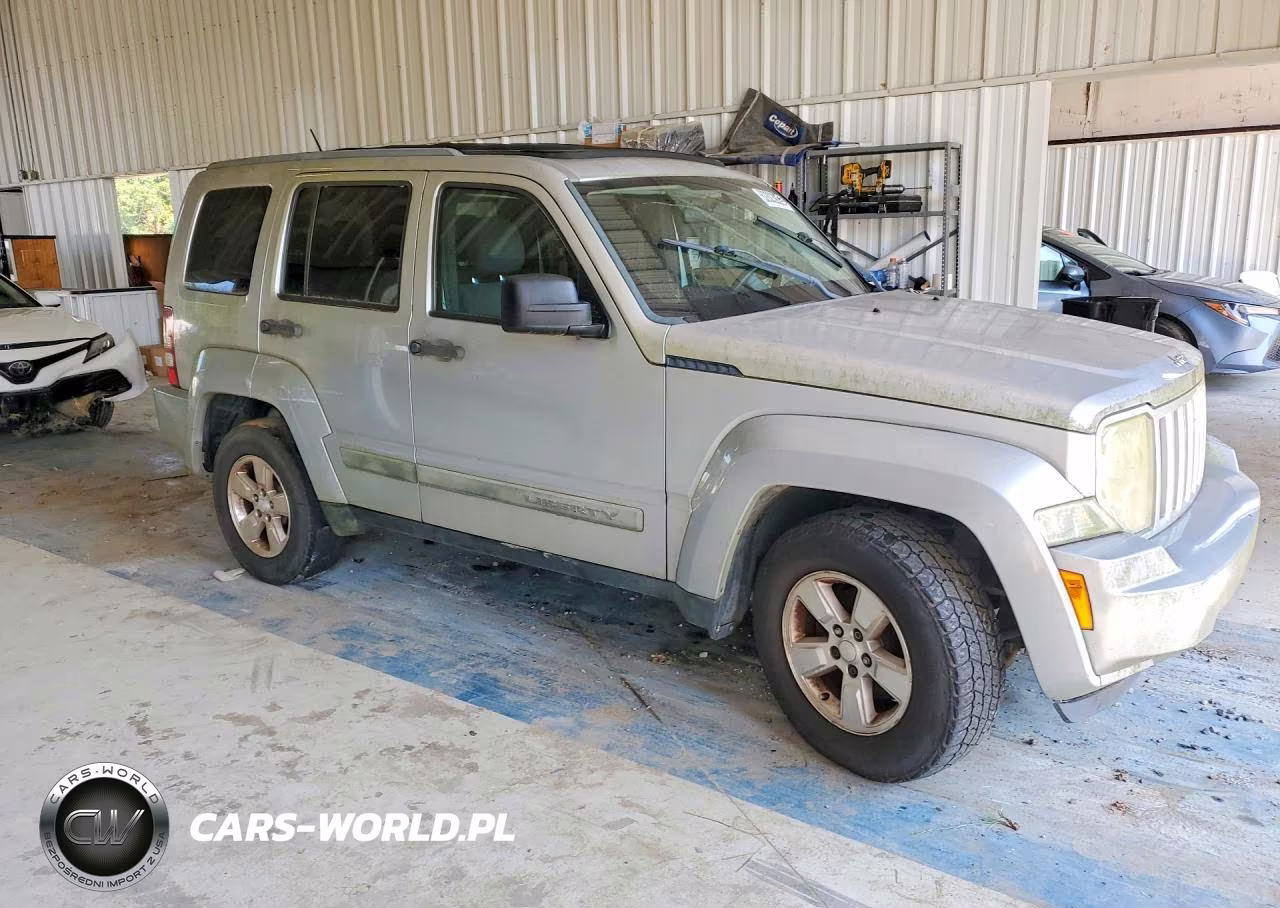 2010 Jeep Liberty Sport VIN:1J4PP2GKXAW181324 - 4