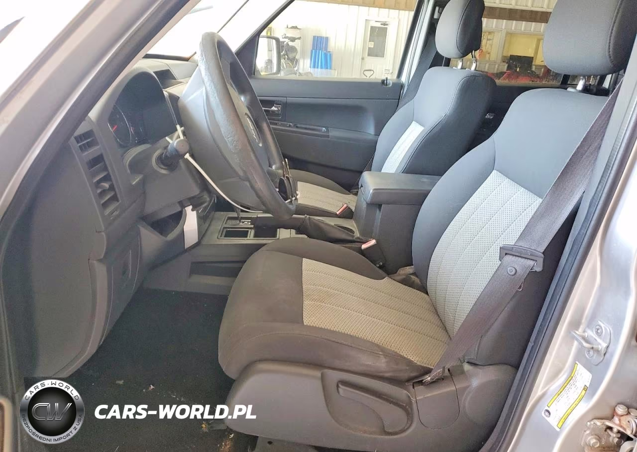 2010 Jeep Liberty Sport VIN:1J4PP2GKXAW181324 - 7