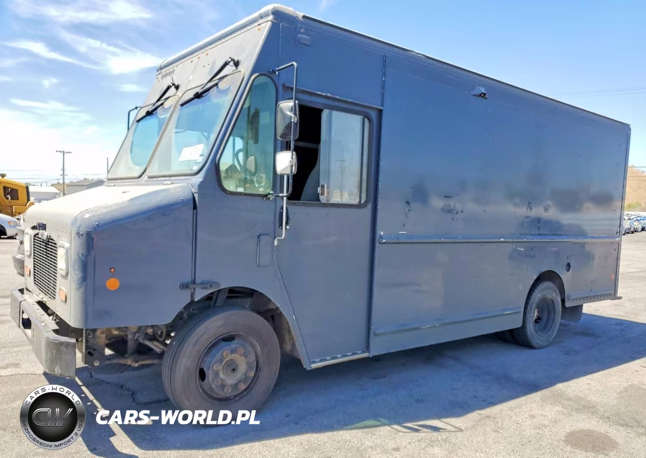 2021 Freightliner Chassis M Line Walk-In Van