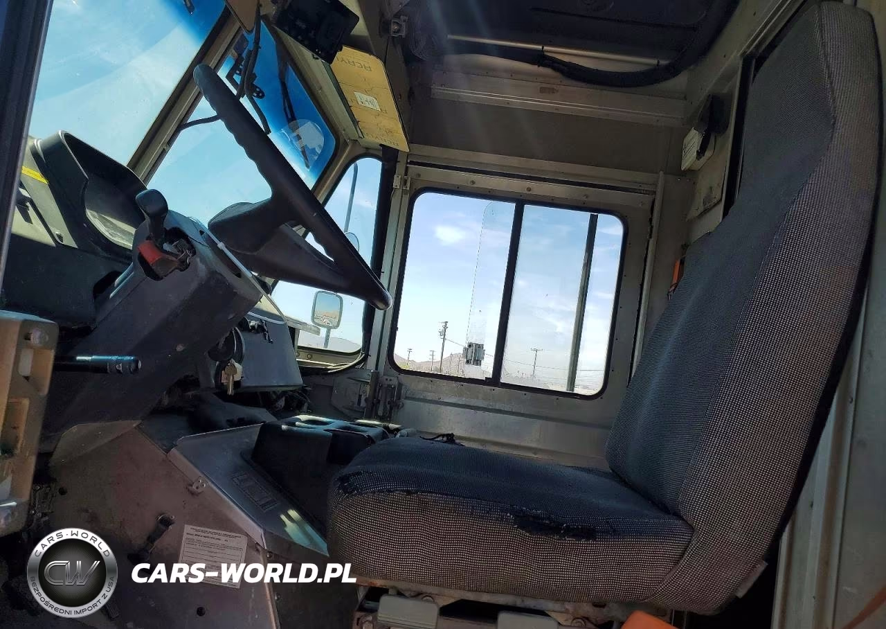 2021 Freightliner Chassis M Line Walk-In Van VIN:4UZAC2GA4MCMM9459 - 7