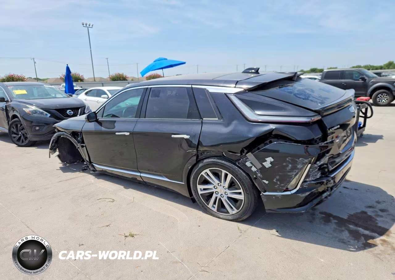 2024 Cadillac Lyriq Tech VIN:1GYKPMRK7RZ108702 - 2