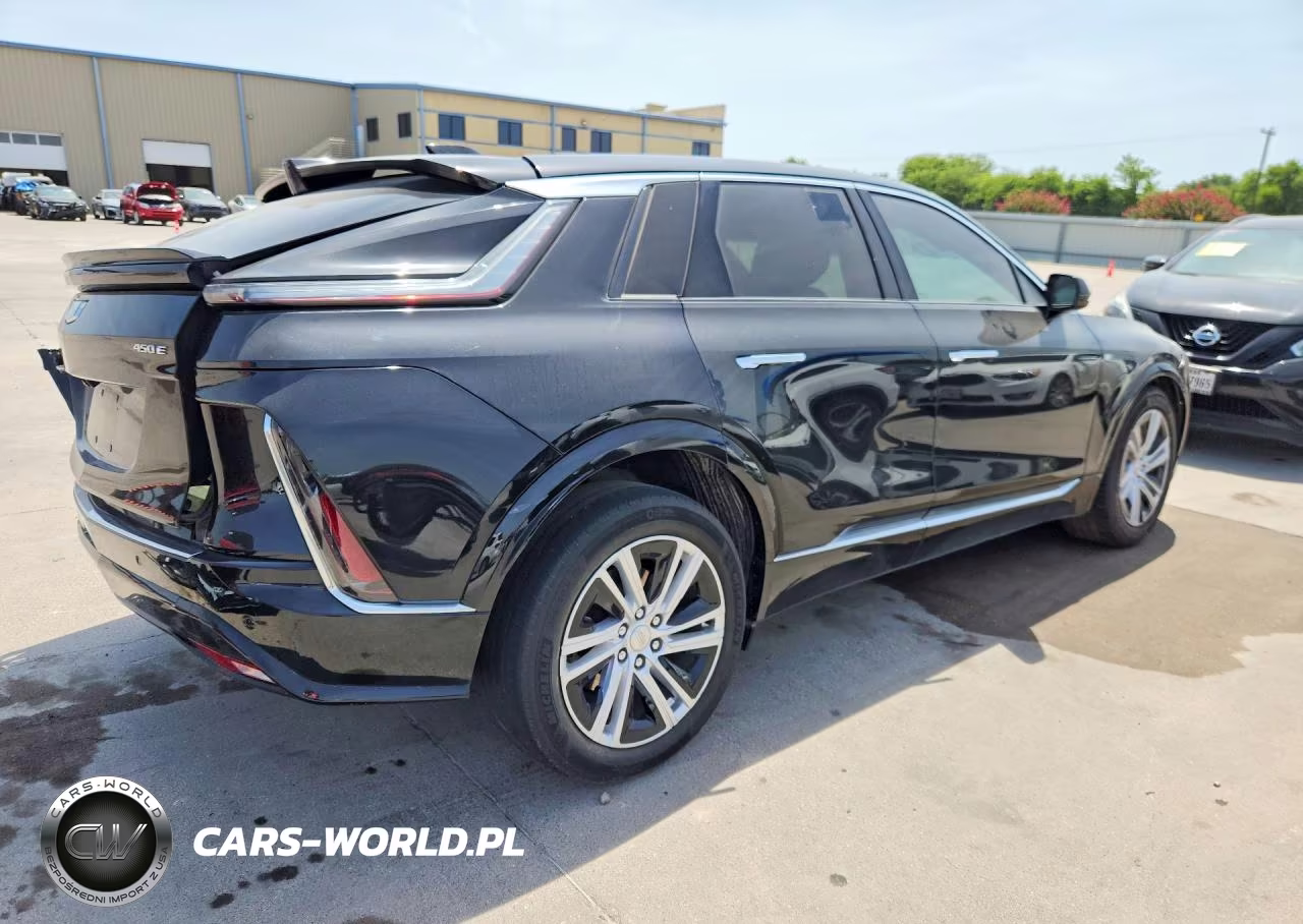 2024 Cadillac Lyriq Tech VIN:1GYKPMRK7RZ108702 - 3
