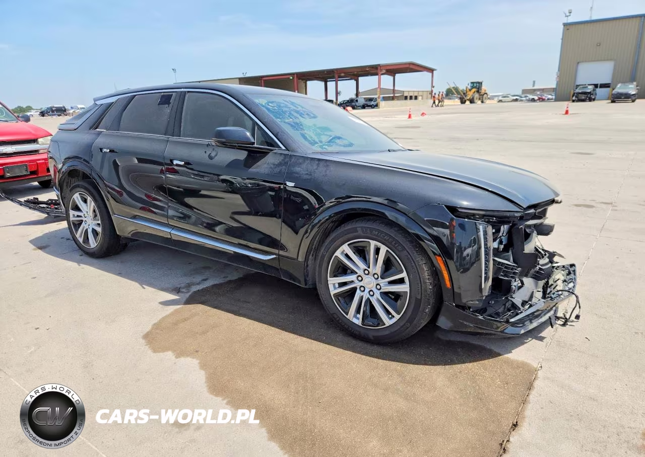 2024 Cadillac Lyriq Tech VIN:1GYKPMRK7RZ108702 - 4