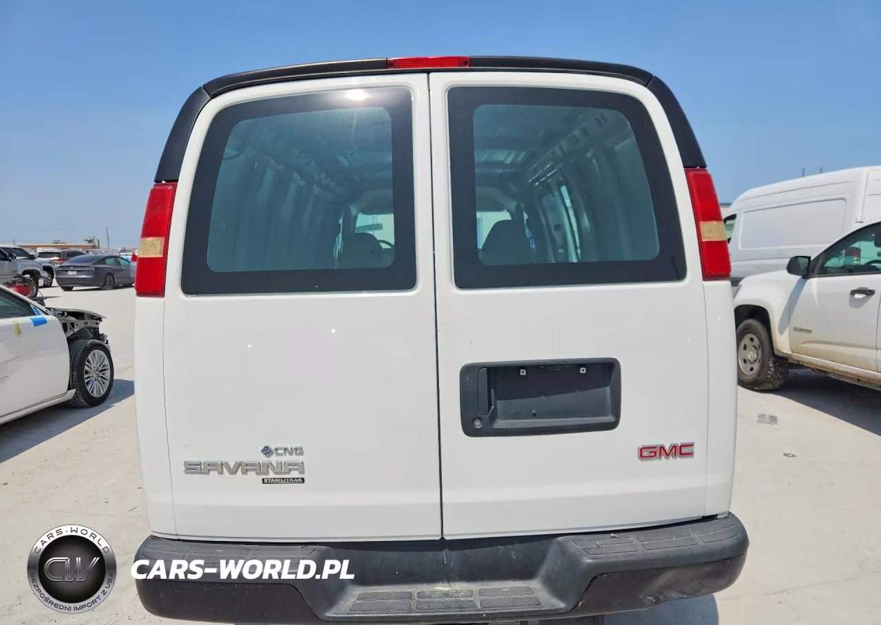2015 GMC Savana G3500 VIN:1GTZ7TCB6F1138579 - 6