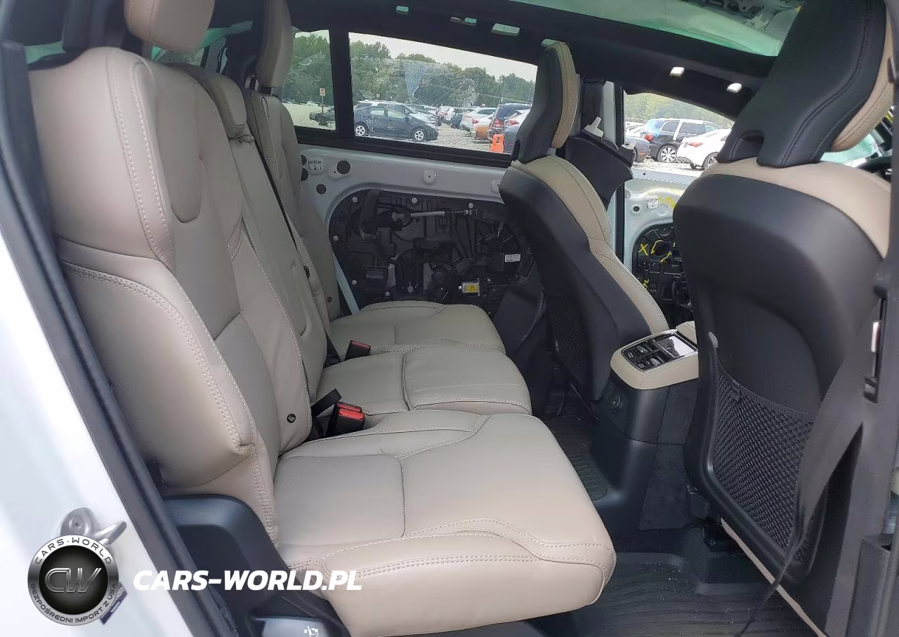 2025 Volvo Xc90 Ultra VIN:YV4H60PG6S1393873 - 11