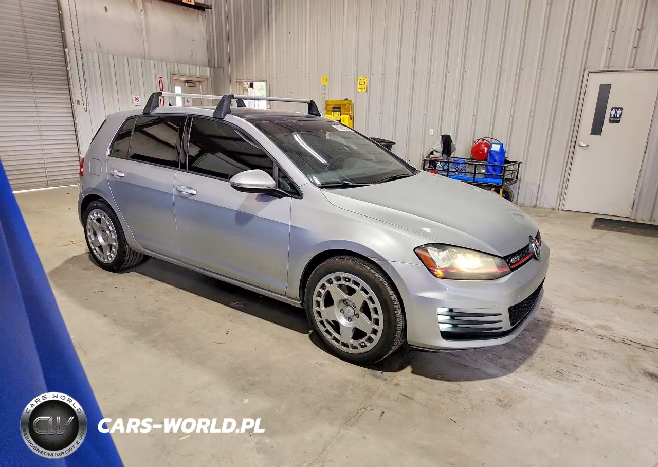 2015 Volkswagen Gti VIN:3VW5T7AU2FM013519 - 4