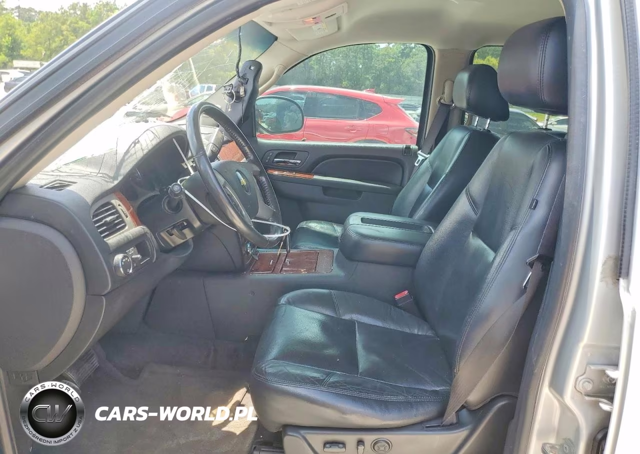 2010 Chevrolet Tahoe C1500 Ltz VIN:1GNUCCE03AR219588 - 7