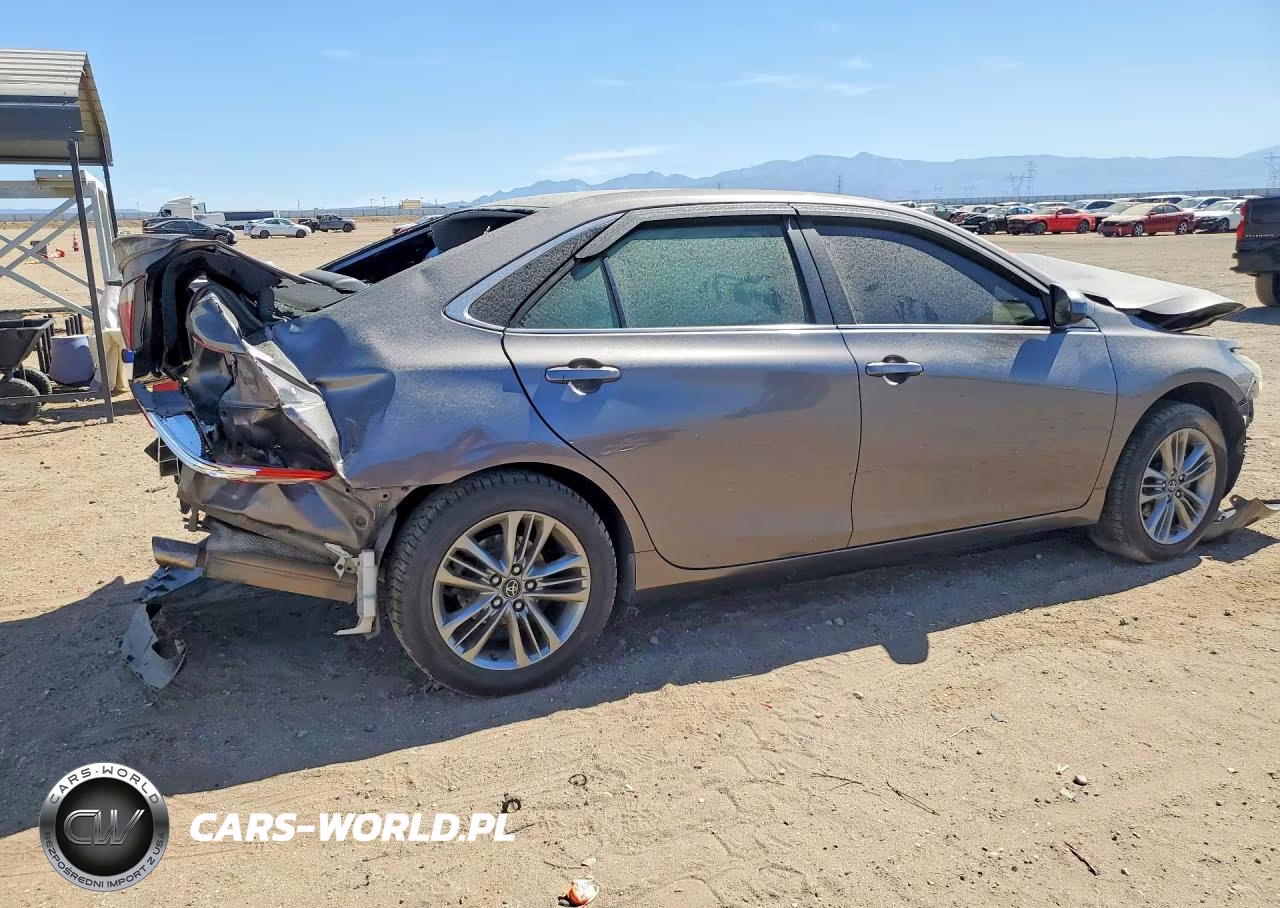 2017 Toyota Camry Se VIN:4T1BF1FK6HU781726 - 3