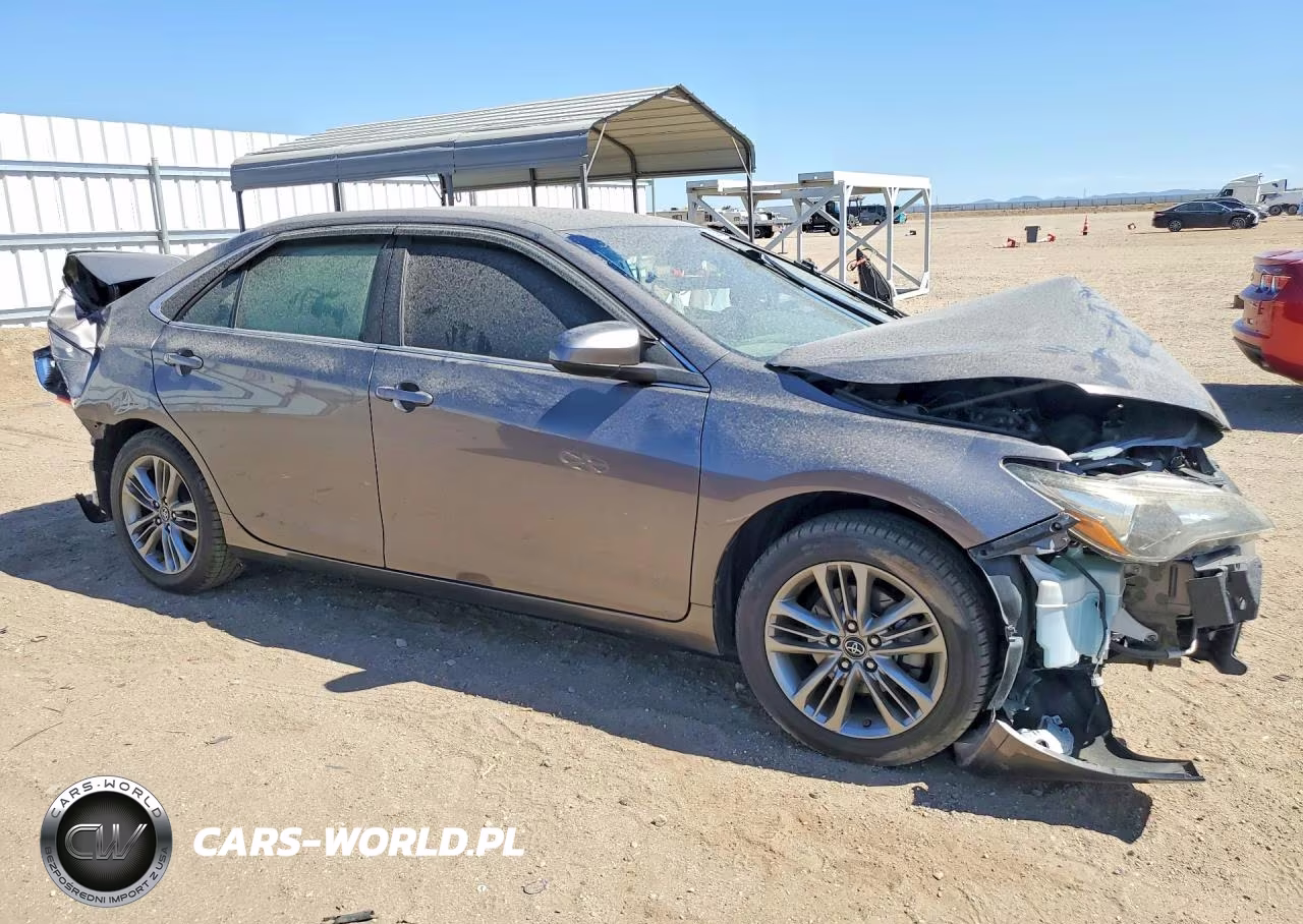 2017 Toyota Camry Se VIN:4T1BF1FK6HU781726 - 4