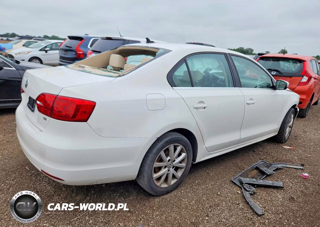 2014 Volkswagen Jetta Se VIN:3VWD17AJ8EM372217 - 3