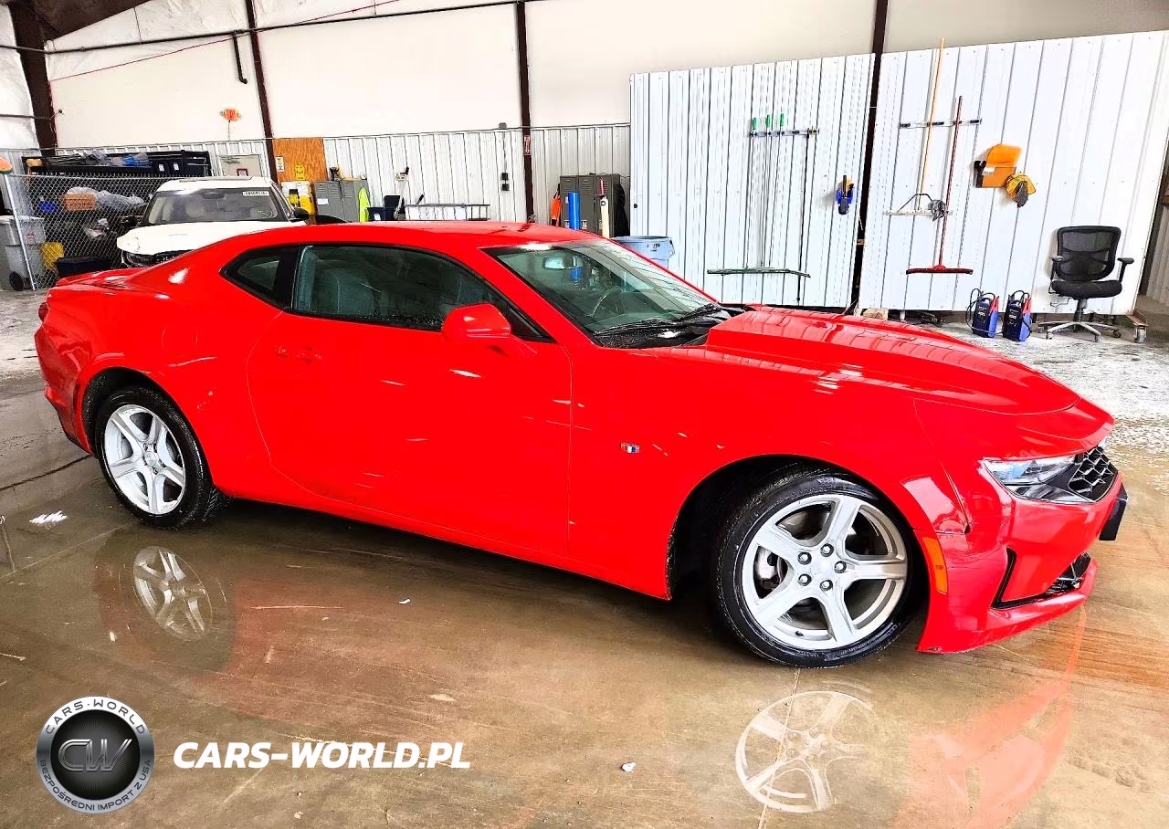 2021 Chevrolet Camaro Ls VIN:1G1FB1RX0M0104867 - 4