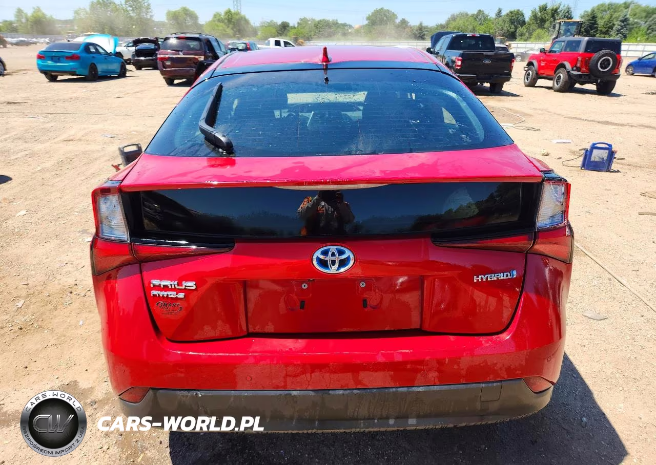 2019 Toyota Prius Le Awd-E VIN:JTDL9RFU9K3010979 - 6