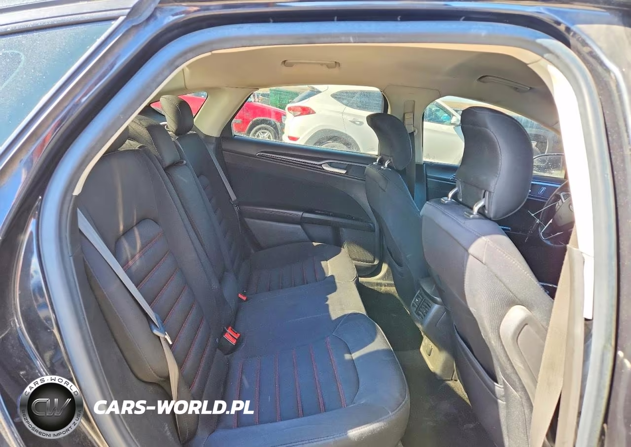 2014 Ford Fusion Se VIN:3FA6P0HR2ER380271 - 10