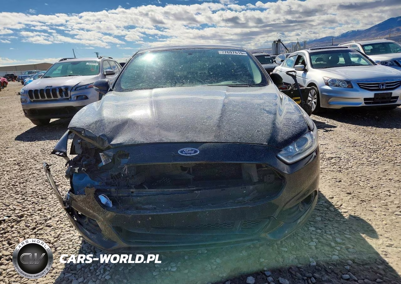 2014 Ford Fusion Se VIN:3FA6P0HR2ER380271 - 5
