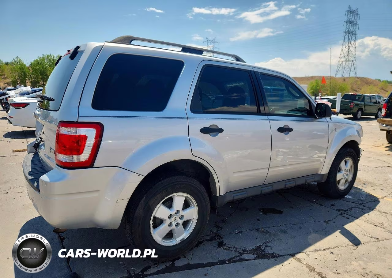 2012 Ford Escape Xlt VIN:1FMCU9DG2CKC74687 - 3