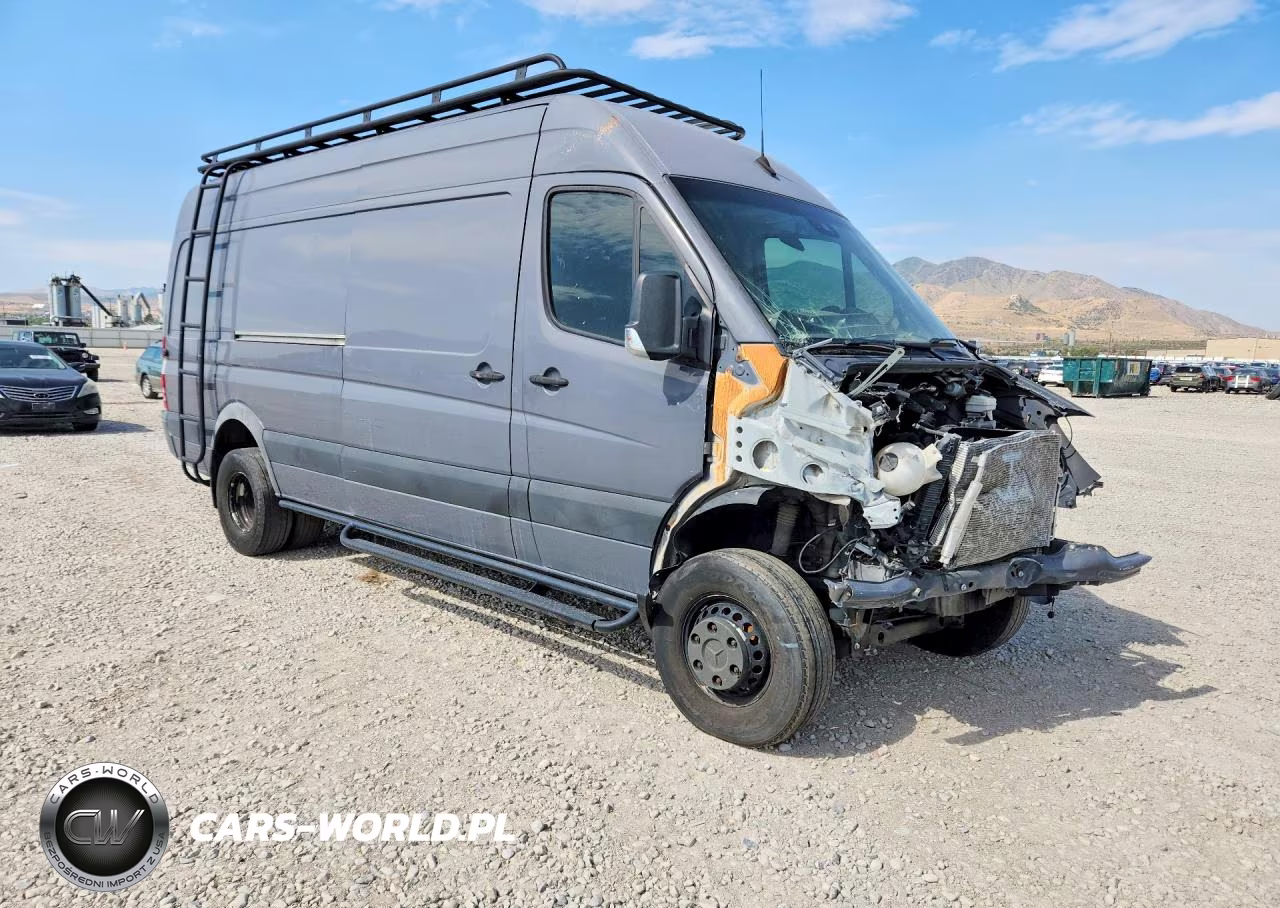 2017 Mercedes-Benz Sprinter 3500 Delivery Van VIN:WD3FF4CC7HP546474 - 4