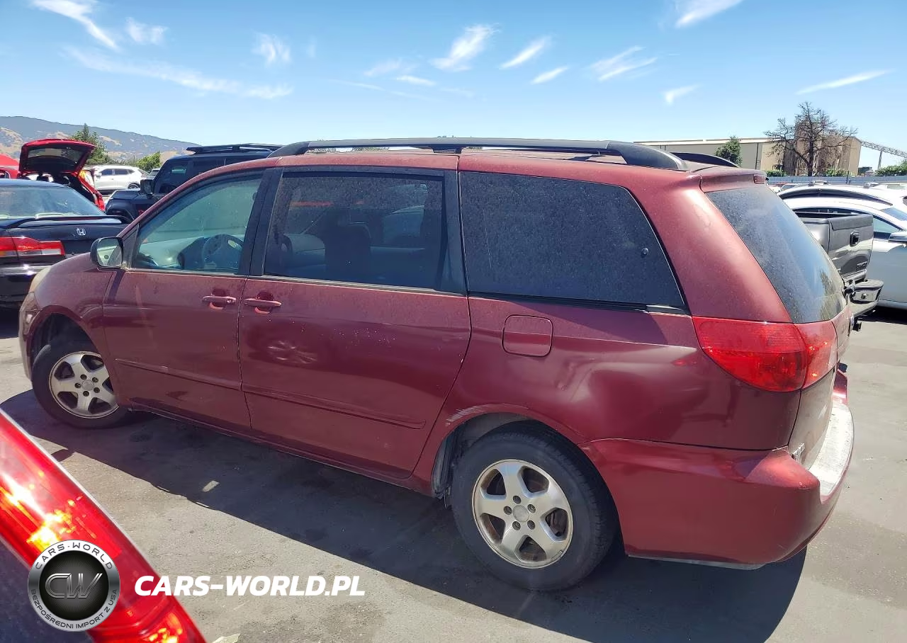 2009 Toyota Sienna Le 8-Passenger VIN:5TDZK23C49S283774 - 2
