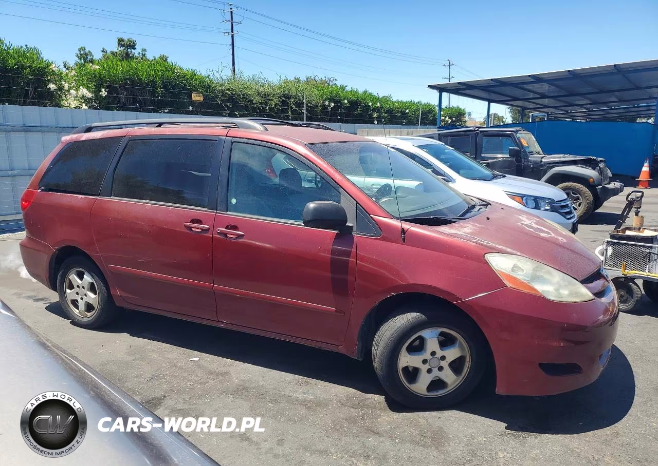 2009 Toyota Sienna Le 8-Passenger VIN:5TDZK23C49S283774 - 4