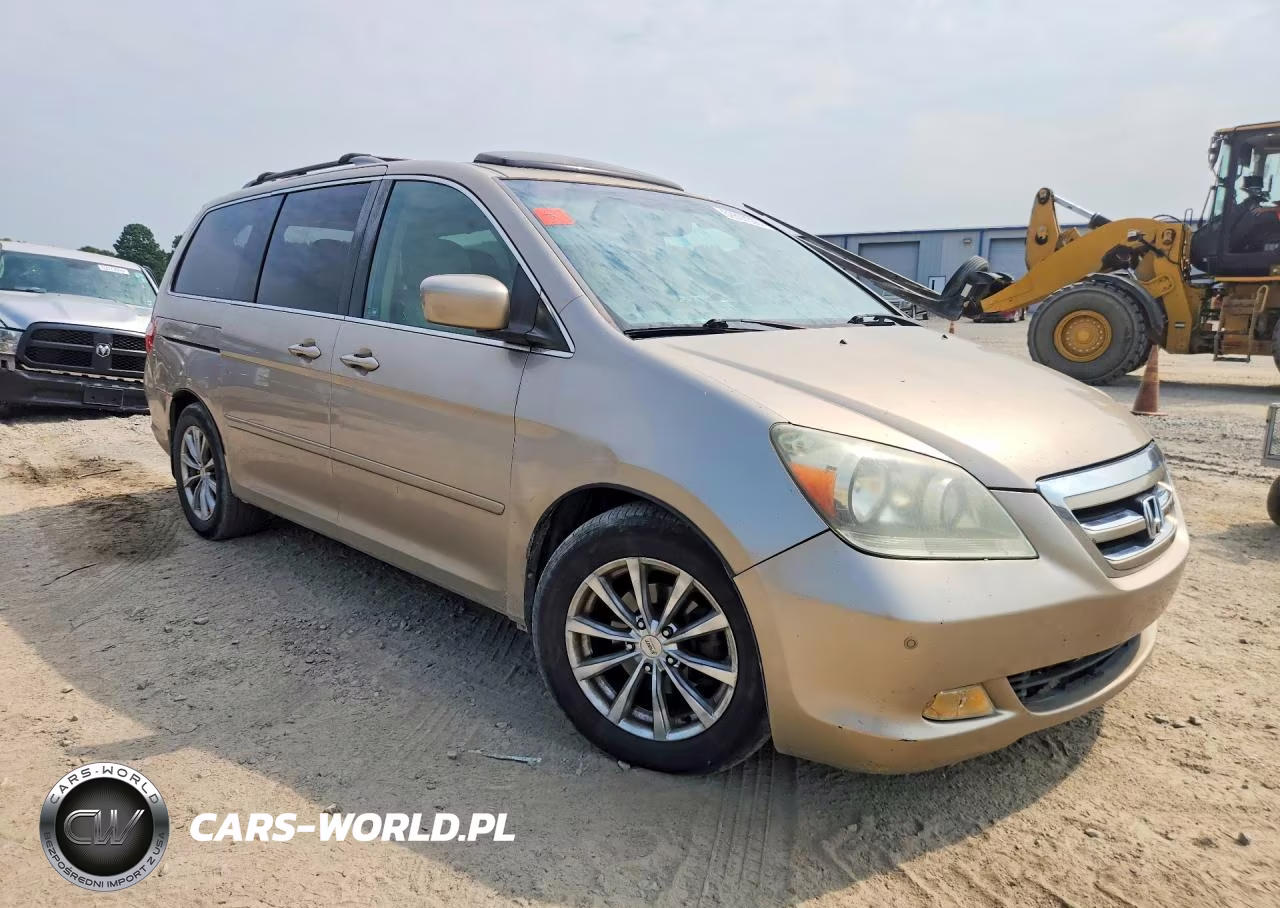 2007 Honda Odyssey Touring VIN:5FNRL38847B001321 - 4