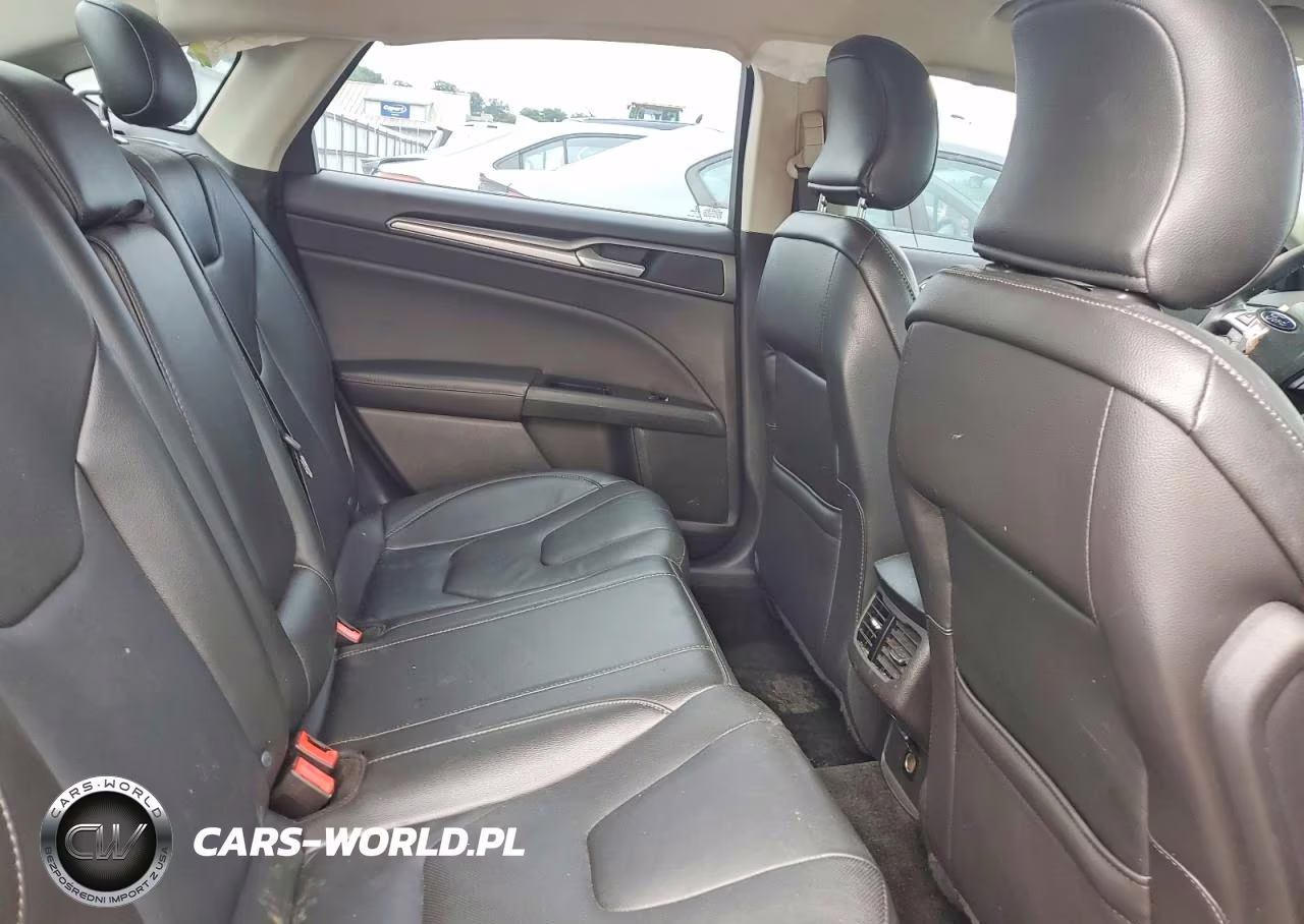2016 Ford Fusion Titanium VIN:3FA6P0K93GR399164 - 10