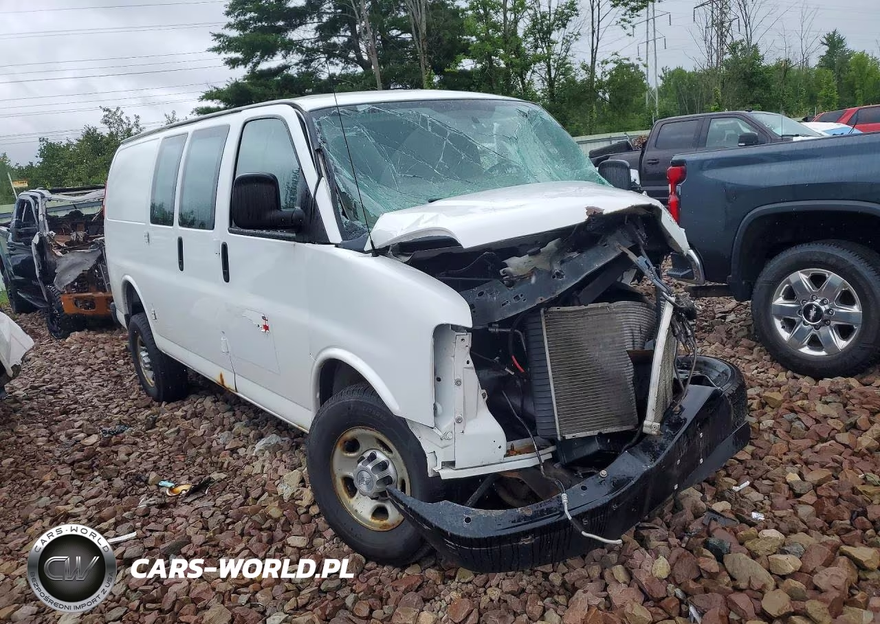 2016 Chevrolet Express G2500 VIN:1GCWGAFFXG1138429 - 4