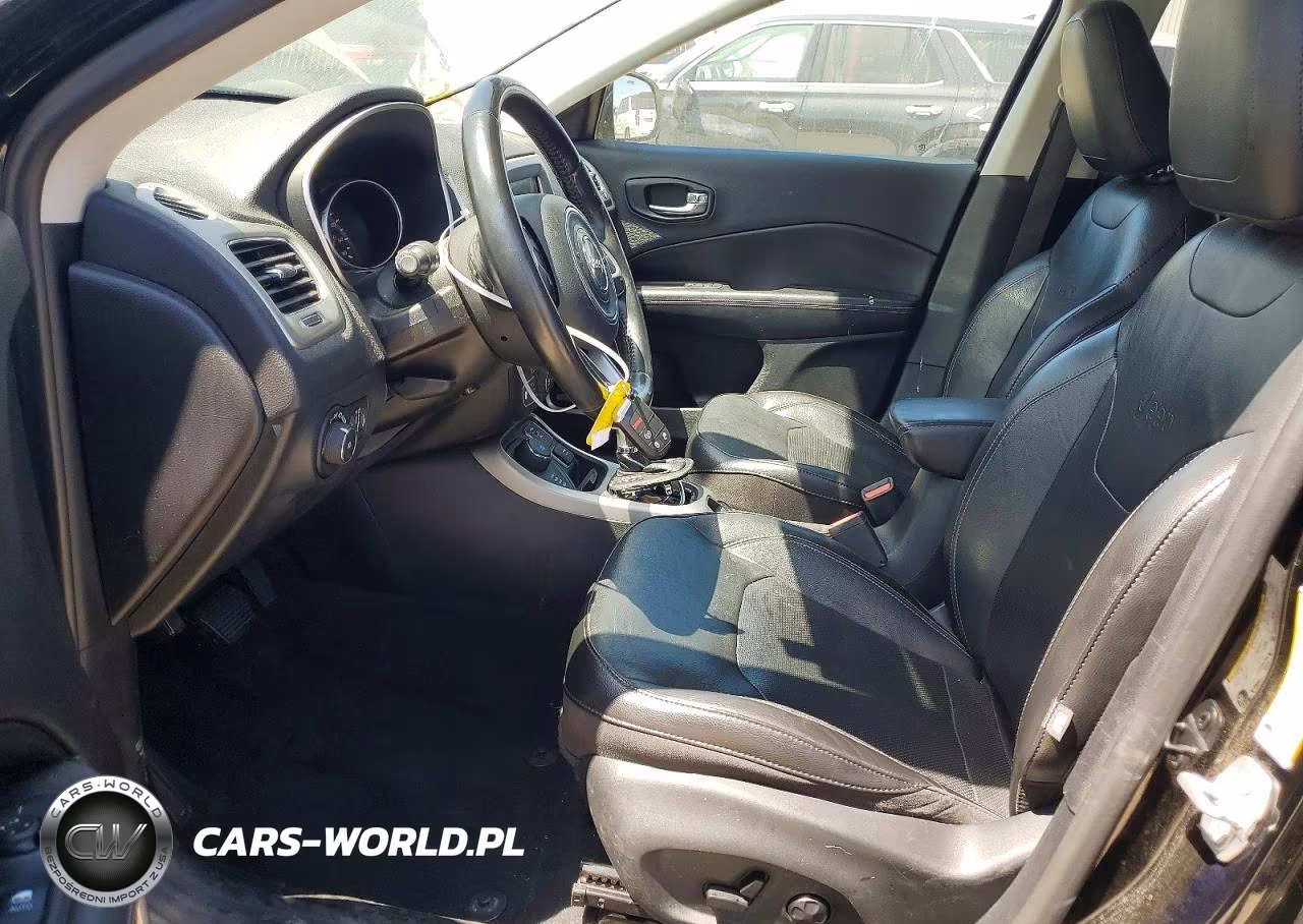 2019 Jeep Compass Limited VIN:3C4NJDCB0KT836064 - 9