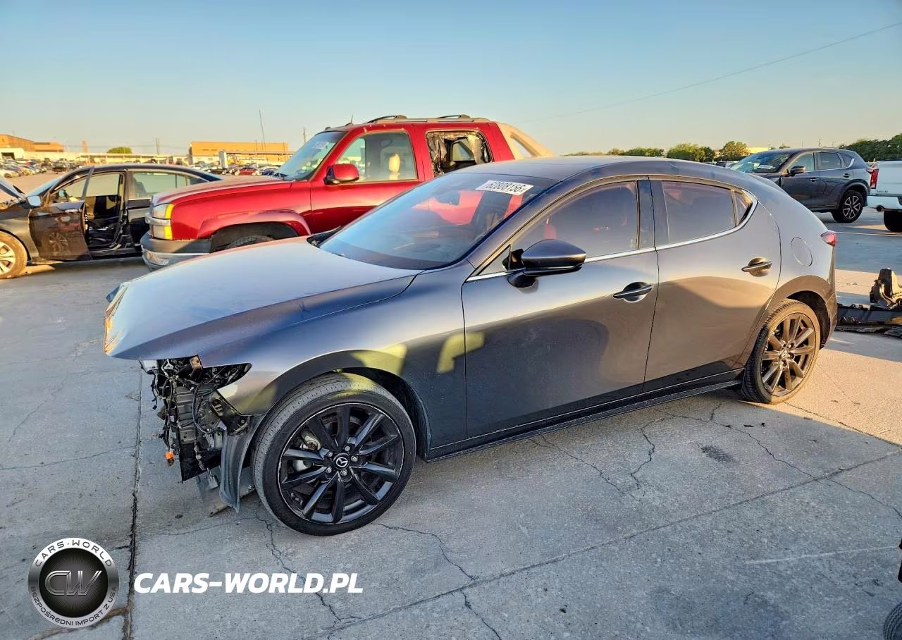 2022 Mazda 3 Premium – zdjęcie 1 z 13
