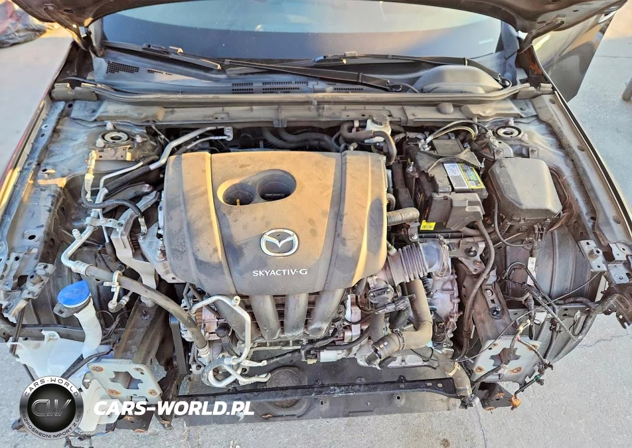 2022 Mazda 3 Premium VIN:JM1BPBML8N1515950 - 11