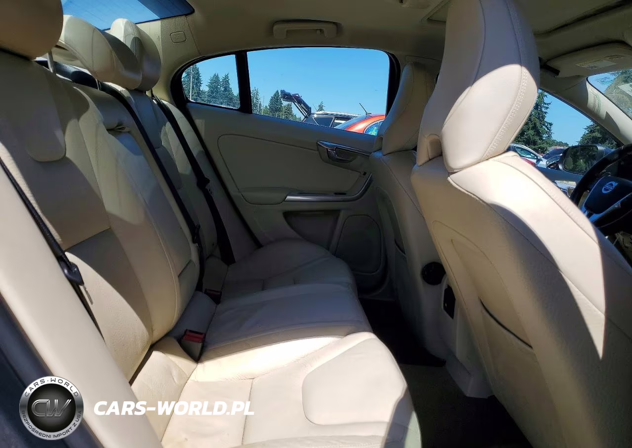 2014 Volvo S60 T5 VIN:YV1612FH1E1298294 - 10
