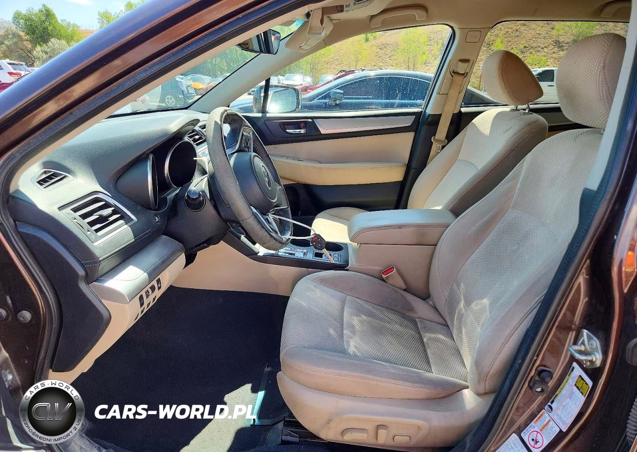 2019 Subaru Outback 2.5I Premium VIN:4S4BSAFC3K3375274 - 7