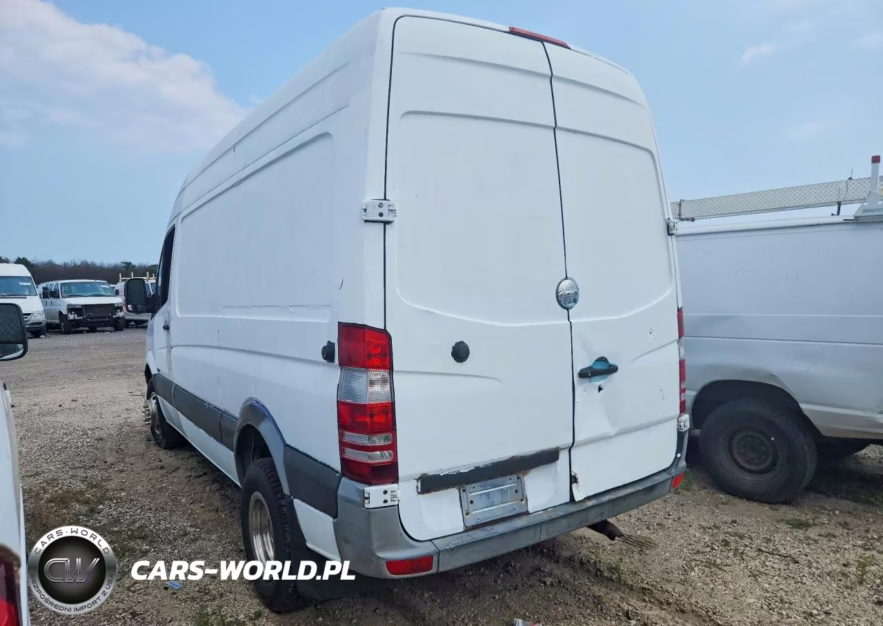 2011 Freightliner Sprinter 3500 Delivery Van VIN:WDYPF0CC0B5532653 - 2