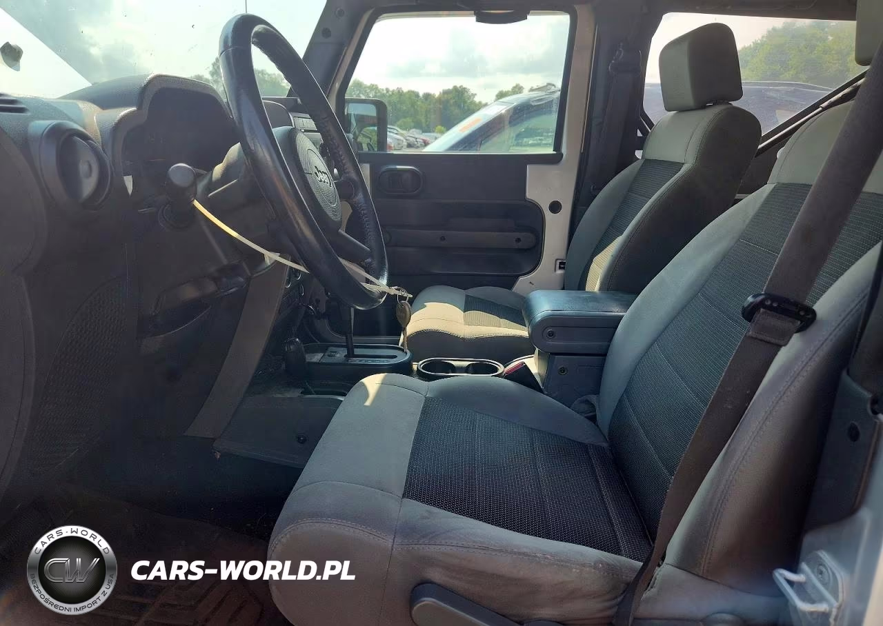2009 Jeep Wrangler X VIN:1J4FA24139L727354 - 7