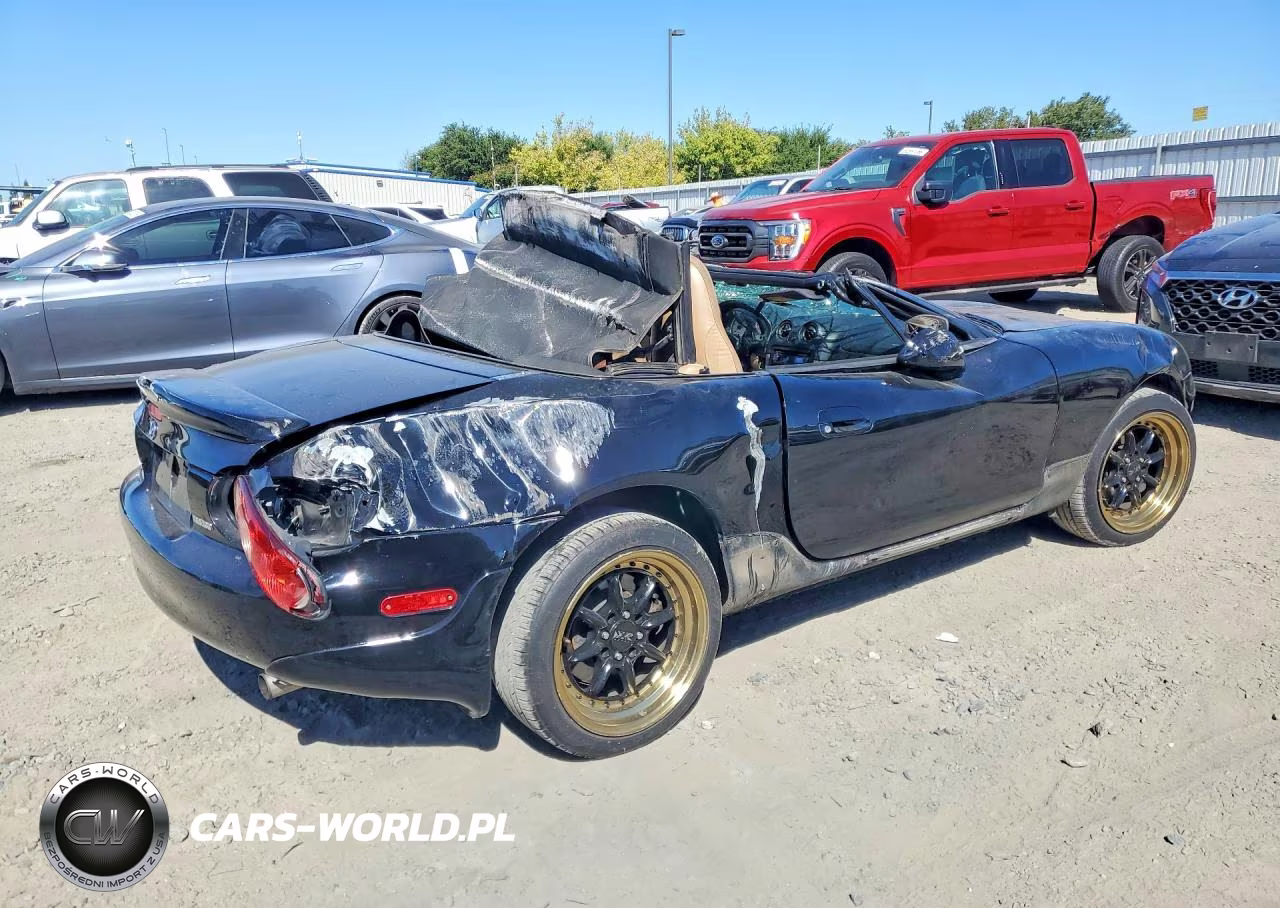 2001 Mazda Mx-5 Miata Base VIN:JM1NB353X10213754 - 3