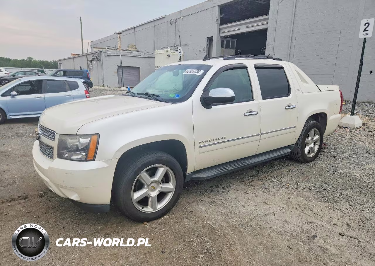 2011 Chevrolet Avalanche Ltz – zdjęcie 1 z 12
