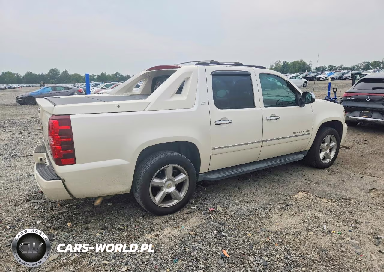 2011 Chevrolet Avalanche Ltz VIN:3GNTKGE34BG318714 - 3