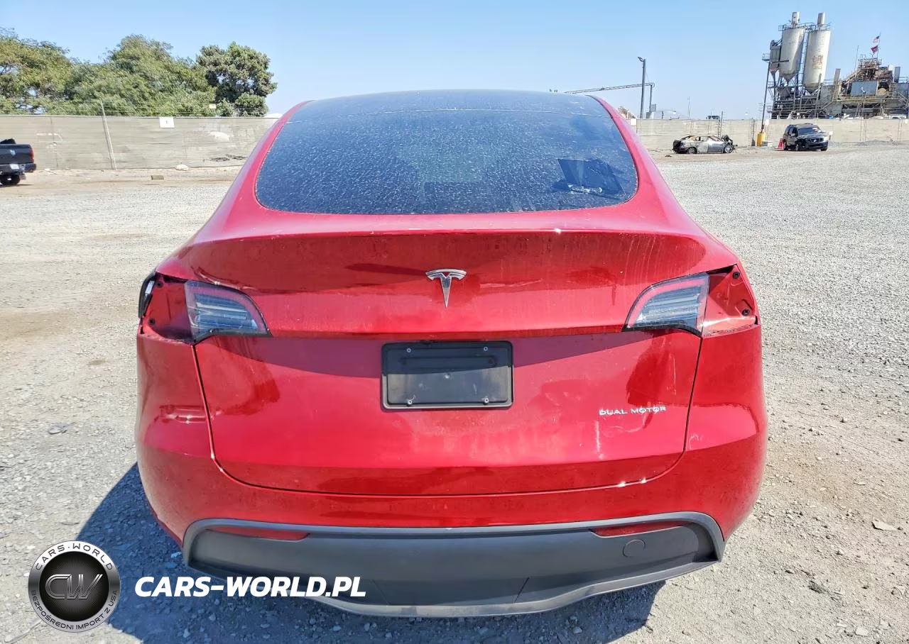 2023 Tesla Model Y VIN:7SAYGDEE3PA197381 - 6