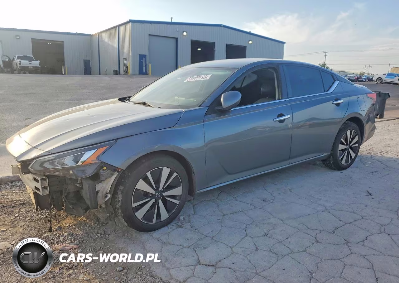 2021 Nissan Altima Sv