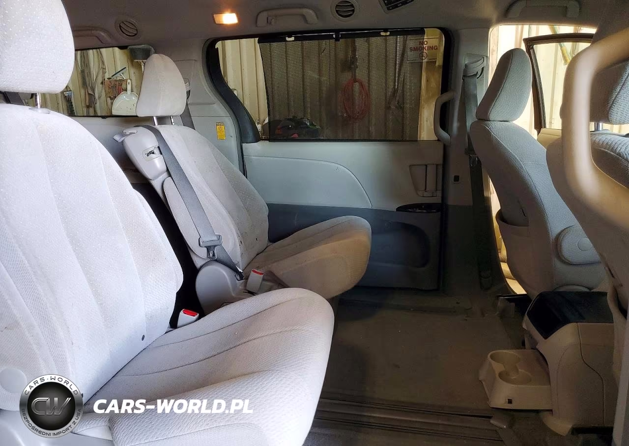 2014 Toyota Sienna Le VIN:5TDKK3DCXES484028 - 11
