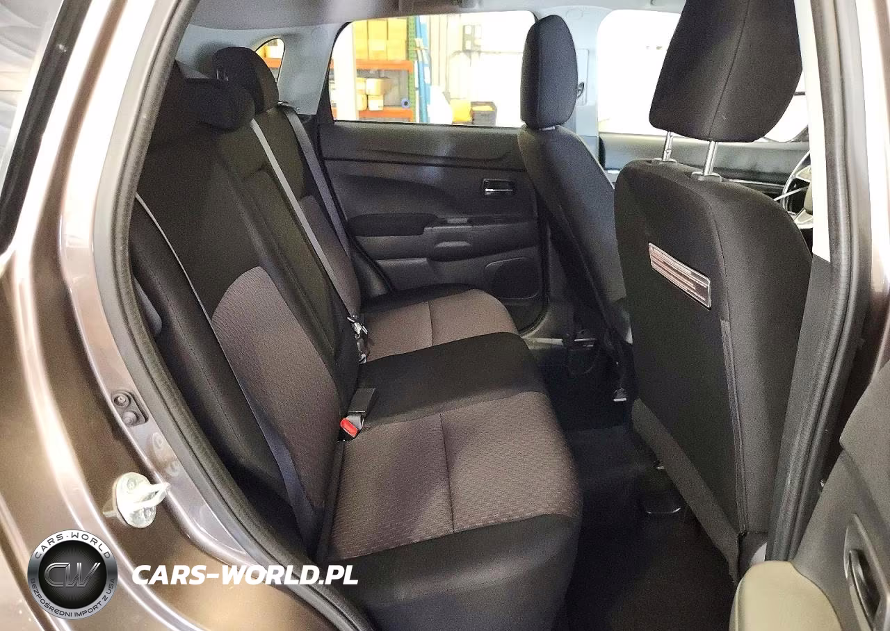 2017 Mitsubishi Outlander Sport Es VIN:JA4AR3AW8HZ028645 - 11