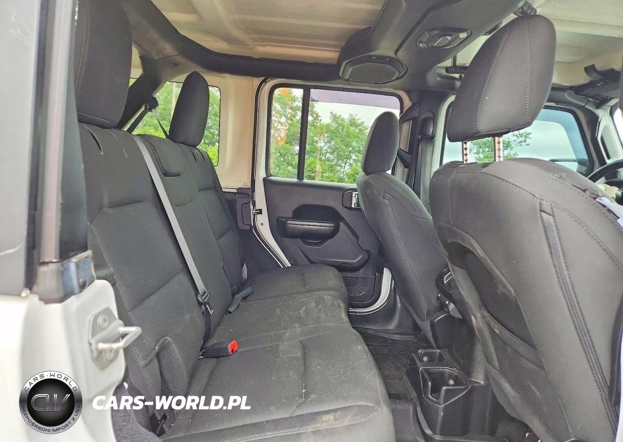 2019 Jeep Wrangler Unlimited Sport VIN:1C4HJXDGXKW677072 - 11
